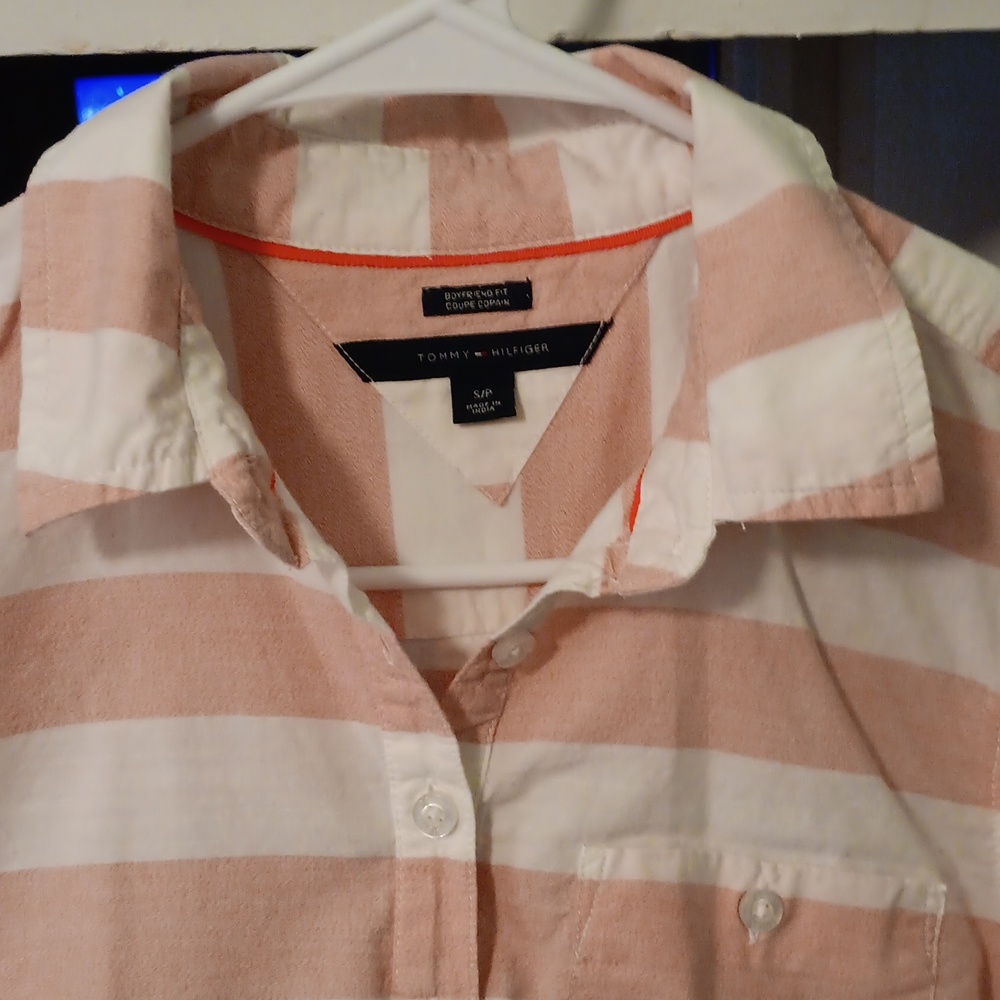 Tommy Hilfiger casual woman's top, long sleeve.
